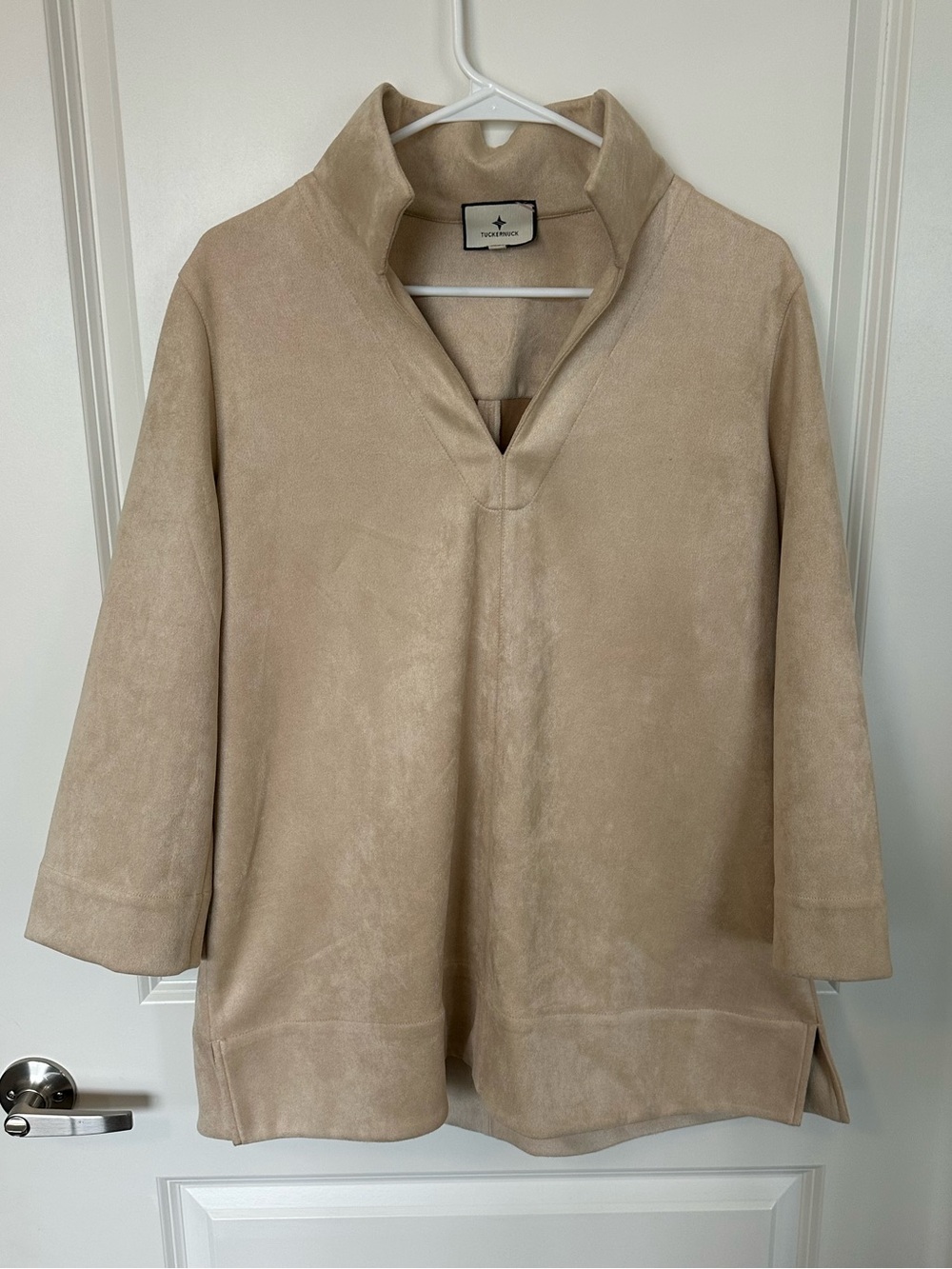 Tuckernuck - XL - Bone Suede Top